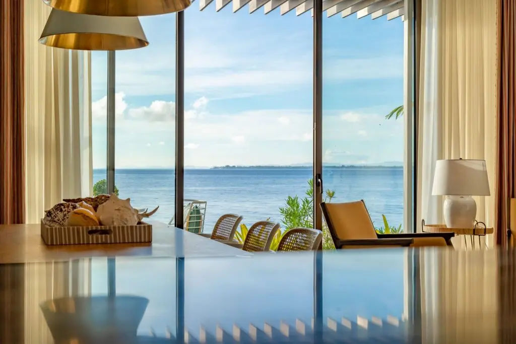 Aruga Mactan units look out onto idyllic coastal views (Photo: Courtesy of Rockwell Land)